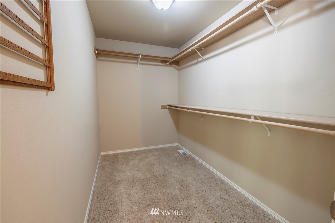 9254 Sidney Road Southwest Port Orchard, WA 98367 - Photo 15 of 34 Gallery Image 15