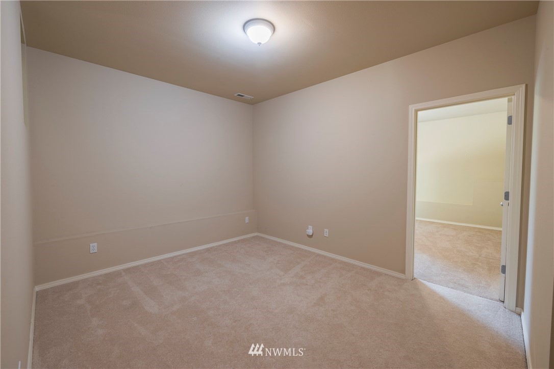 9254 Sidney Road Southwest Port Orchard, WA 98367 - Photo 23 of 34 Gallery Image 23