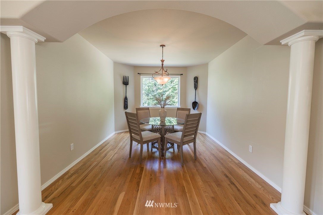 9254 Sidney Road Southwest Port Orchard, WA 98367 - Photo 8 of 34 Gallery Image 8