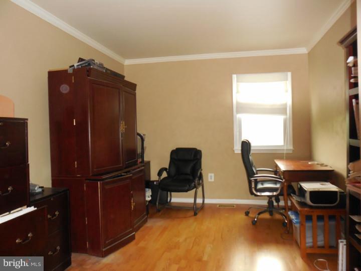226 Peel Road Langhorne, PA 19047 - Photo 11 of 23