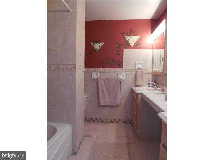226 Peel Road Langhorne, PA 19047 - Photo 12 of 23