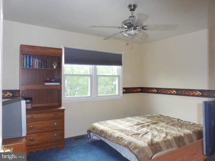 226 Peel Road Langhorne, PA 19047 - Photo 15 of 23