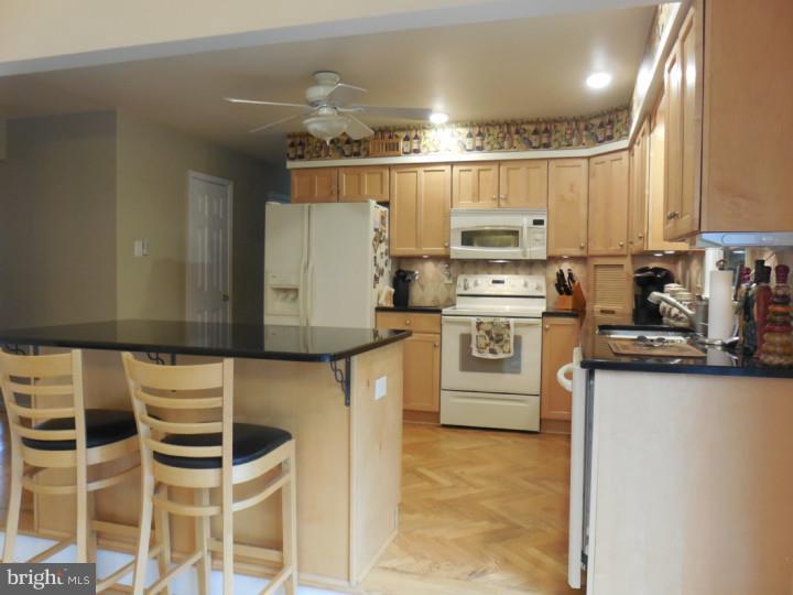 226 Peel Road Langhorne, PA 19047 - Photo 6 of 23