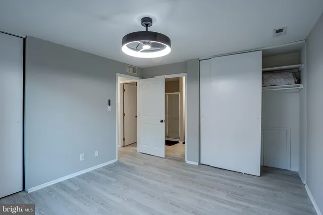 $250,000 | 2711B Sussex Court, Mount Laurel, NJ 08054