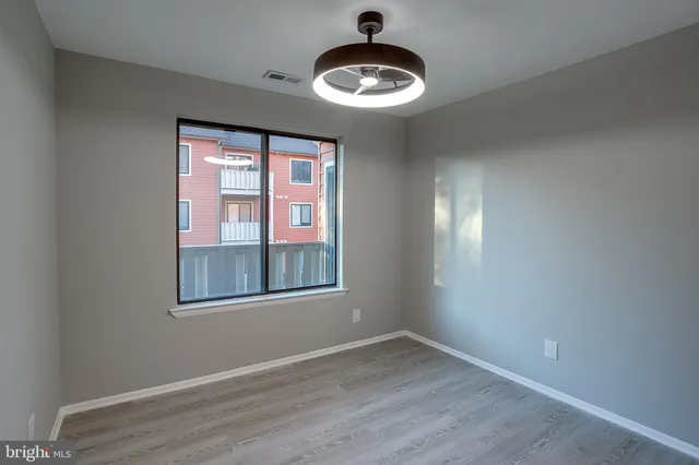 $250,000 | 2711B Sussex Court, Mount Laurel, NJ 08054