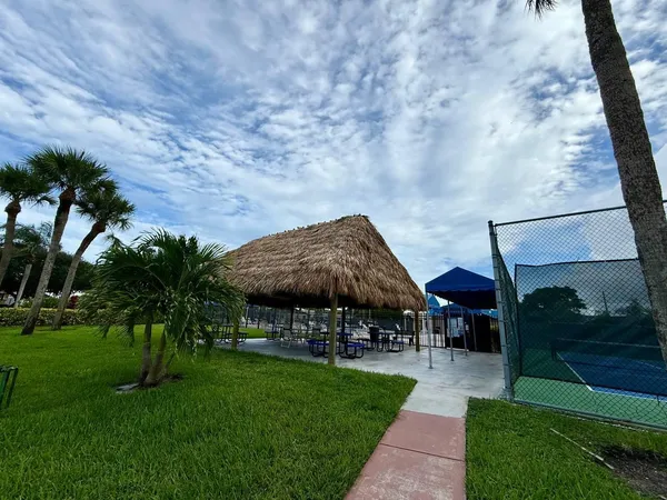 $319,900 | 5496 Viburnum Circle, Delray Beach, FL 33484