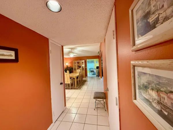 $319,900 | 5496 Viburnum Circle, Delray Beach, FL 33484