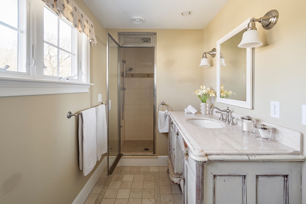 233 Rutledge Road Belmont, MA 02478 - Photo 15 of 27