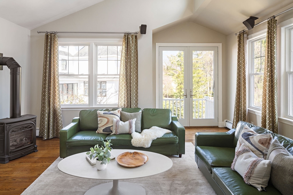 233 Rutledge Road Belmont, MA 02478 - Photo 6 of 27