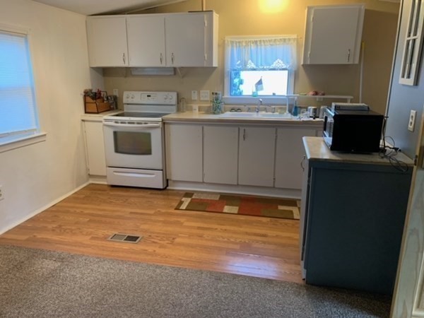 11 Groton School Road, Unit 3 Ayer, MA 01432 - Photo 3 of 7
