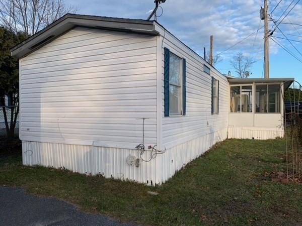 11 Groton School Road, Unit 3 Ayer, MA 01432 - Photo 6 of 7
