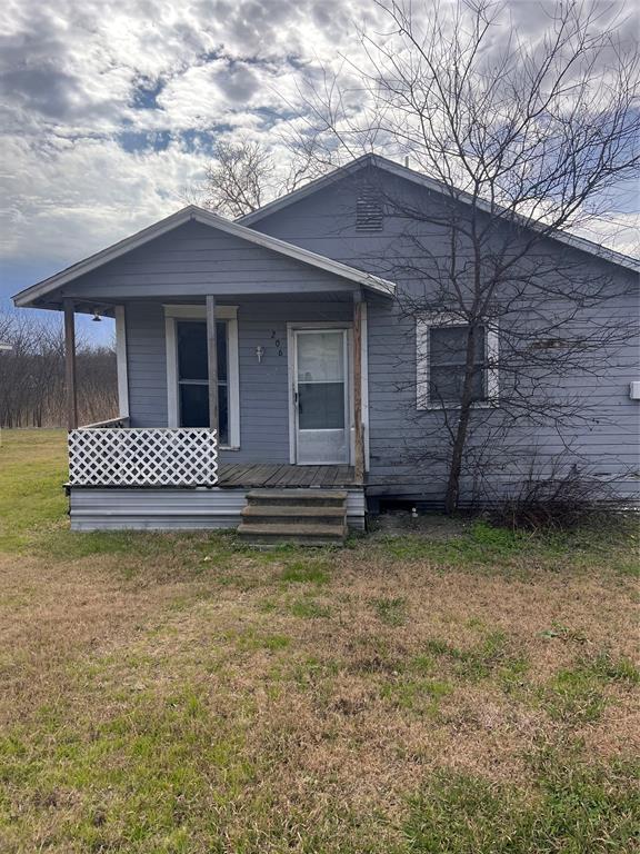 206 Third Street Hillsboro, TX 76645 - Photo 2 of 14 a view of a house with a yard