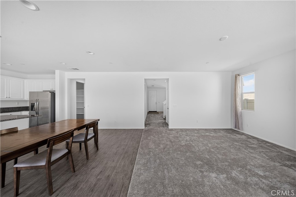 560 East Vodden Street Rialto, CA 92376 - Photo 26 of 59