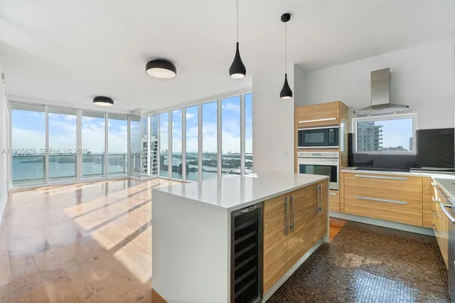 $12,500 | 2020 North Bayshore Drive, Unit 3510, Miami, FL 33137