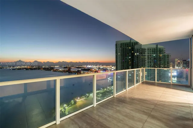 $12,500 | 2020 North Bayshore Drive, Unit 3510, Miami, FL 33137