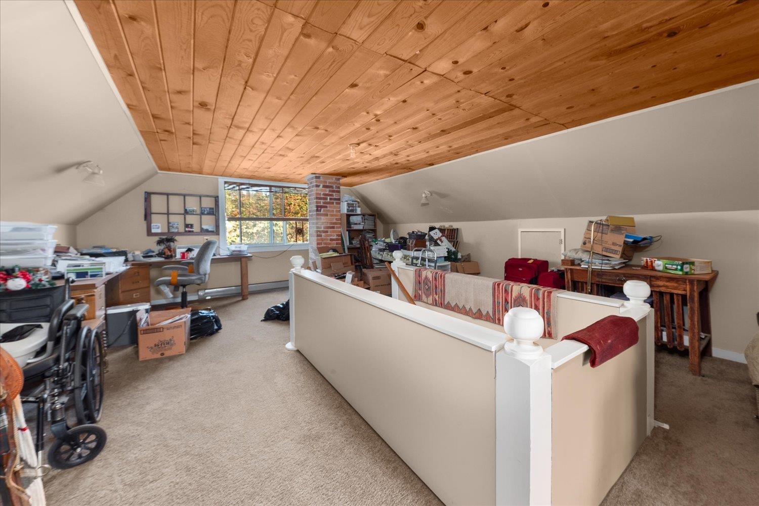 8410 West Valley Road Clayton, WA 99110 - Photo 23 of 45