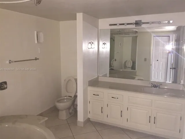 $2,700 | 11527 Southwest 64th Street, Unit F, Miami, FL 33173