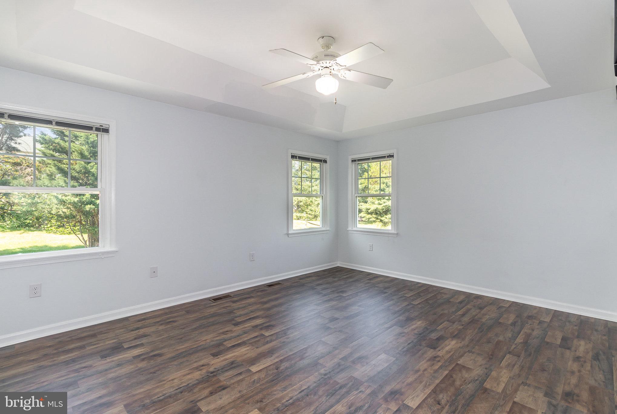 12 Orion Road Boiling Springs, PA 17007 - Photo 15 of 37 Primary Suite