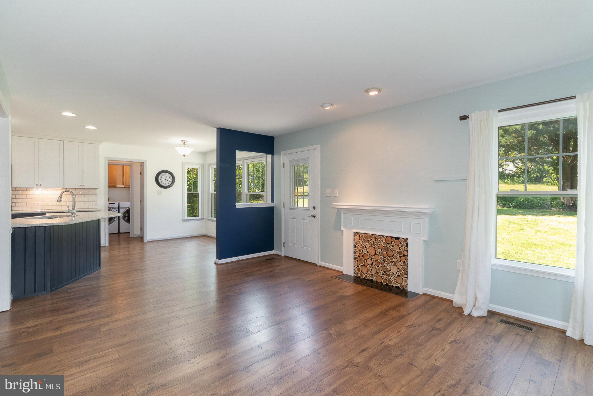 12 Orion Road Boiling Springs, PA 17007 - Photo 8 of 37 Family room