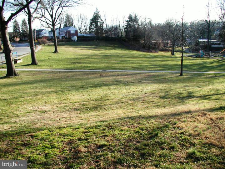 202 Heatherwood Road Havertown, PA 19083 - Photo 22 of 25 Exterior Side