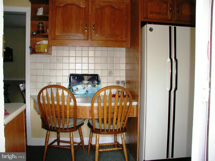 202 Heatherwood Road Havertown, PA 19083 - Photo 10 of 25 Kitchen