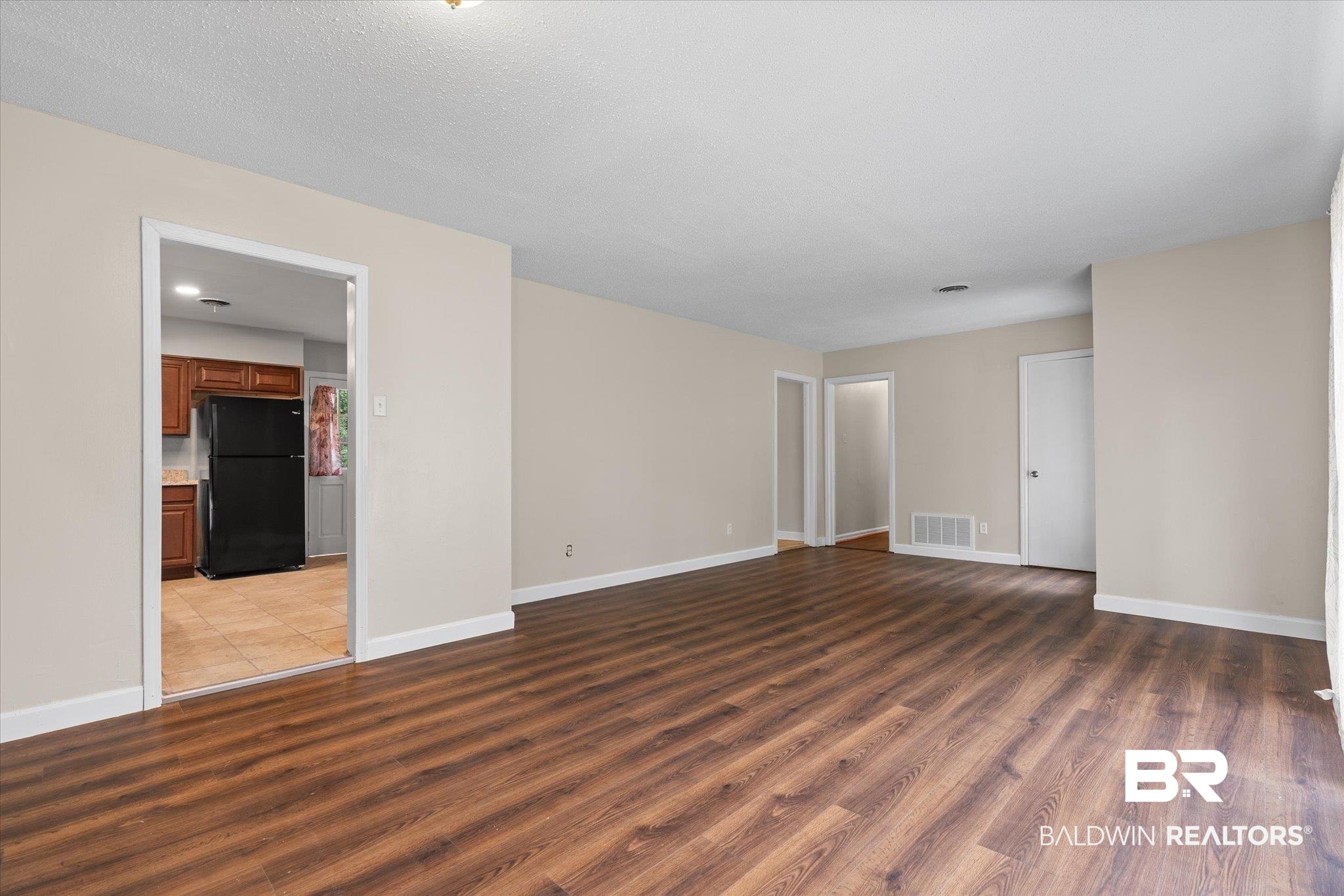 526 West Valley Road Mobile, AL 36611 - Photo 4 of 20