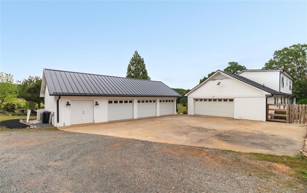 2770 Farmer Road Denton, NC 27239 - Photo 30 of 45