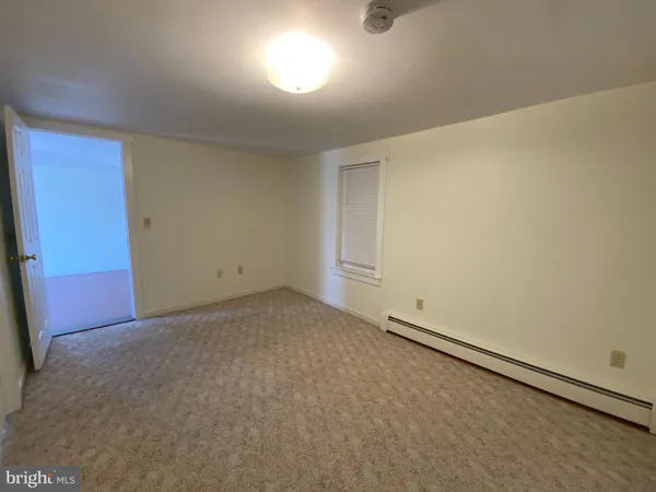 $1,095 | 9 East Big Spring Avenue, Unit 3, Newville, PA 17241