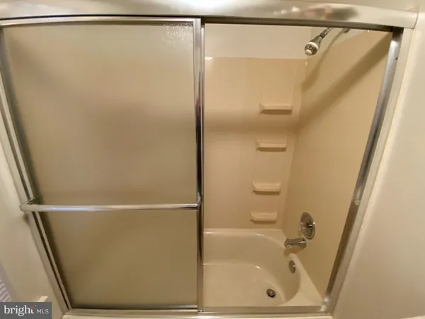 $1,095 | 9 East Big Spring Avenue, Unit 3, Newville, PA 17241