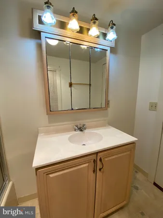 $1,095 | 9 East Big Spring Avenue, Unit 3, Newville, PA 17241