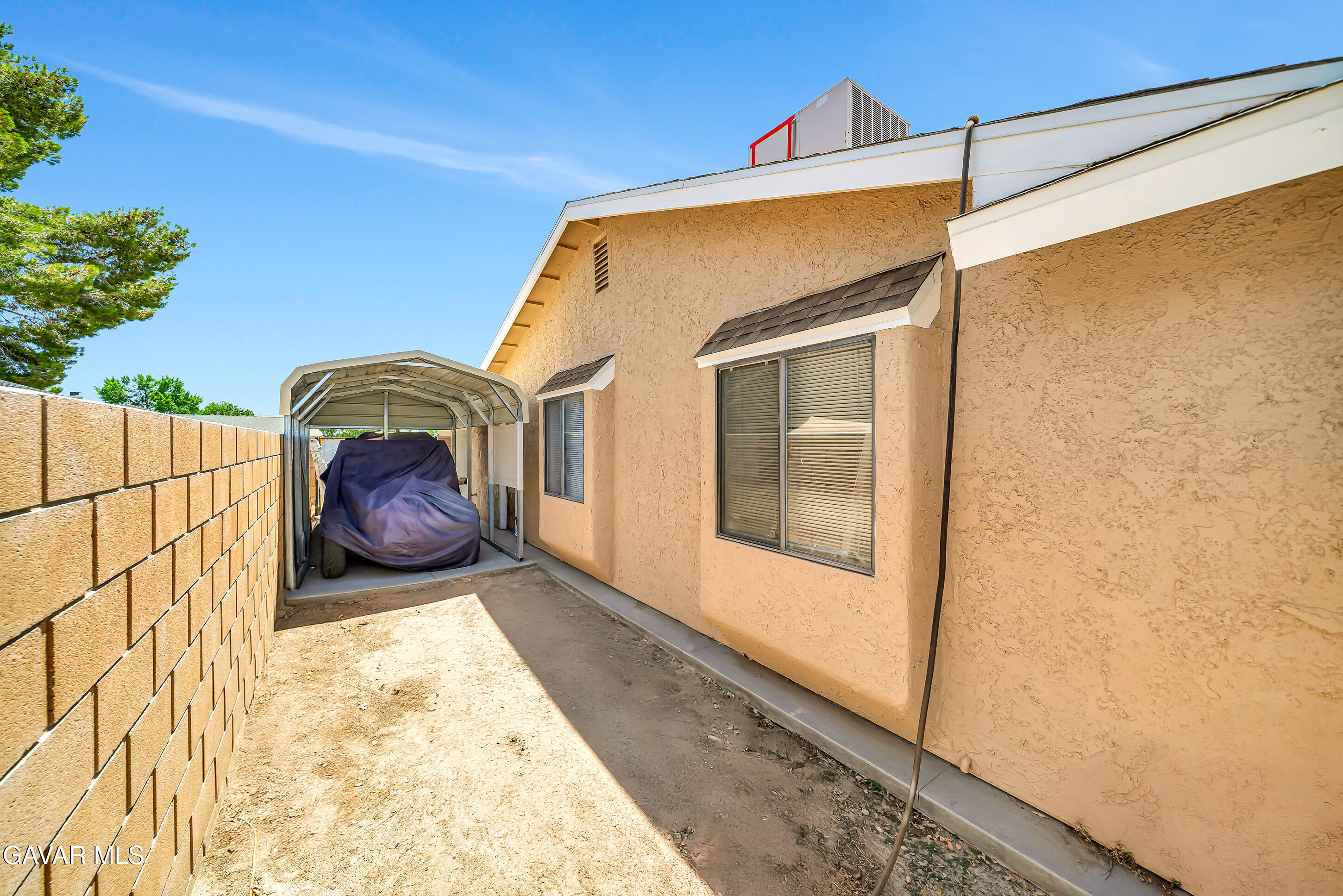 729 North Sunland Drive Ridgecrest, CA 93555 - Photo 46 of 52 a view of a door of the house