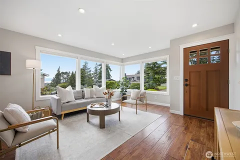 $739,000 | 3226 Heights Drive, Bellingham, WA 98226