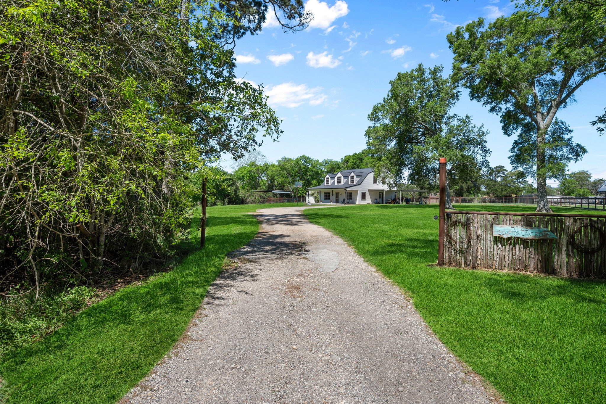 5123 Cotton Lake Road Cove, TX 77523 - Photo 18 of 43