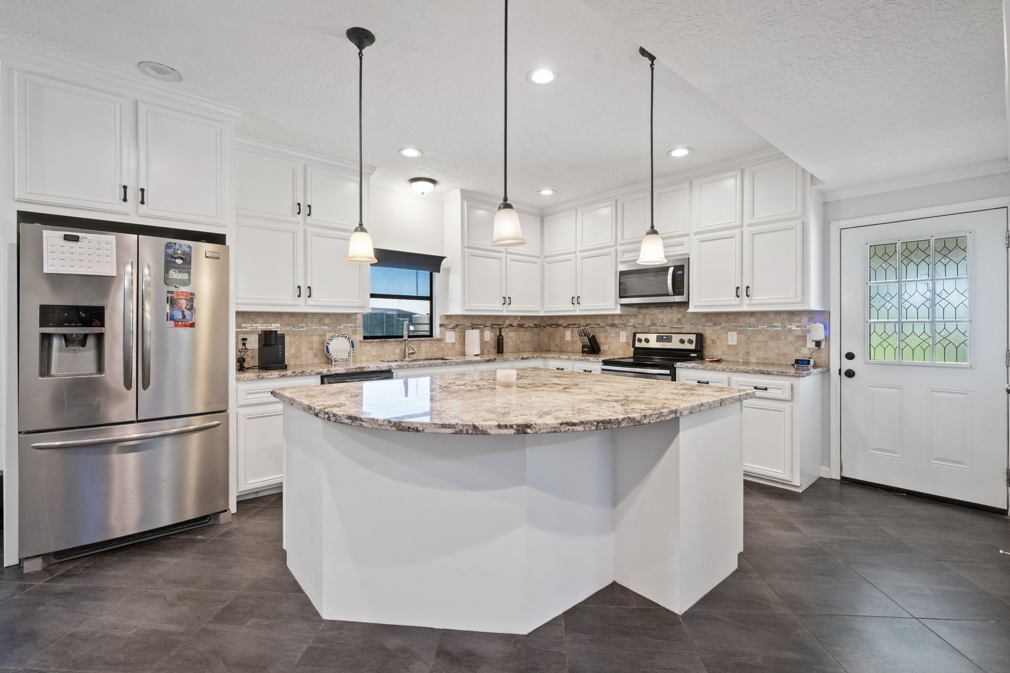 5123 Cotton Lake Road Cove, TX 77523 - Photo 19 of 43