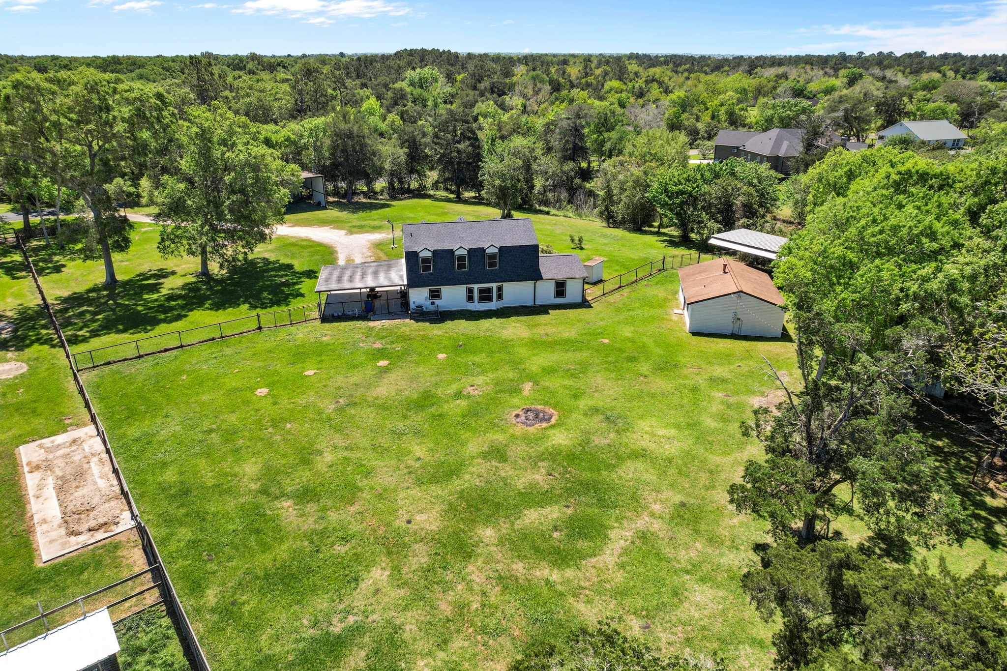 5123 Cotton Lake Road Cove, TX 77523 - Photo 7 of 43