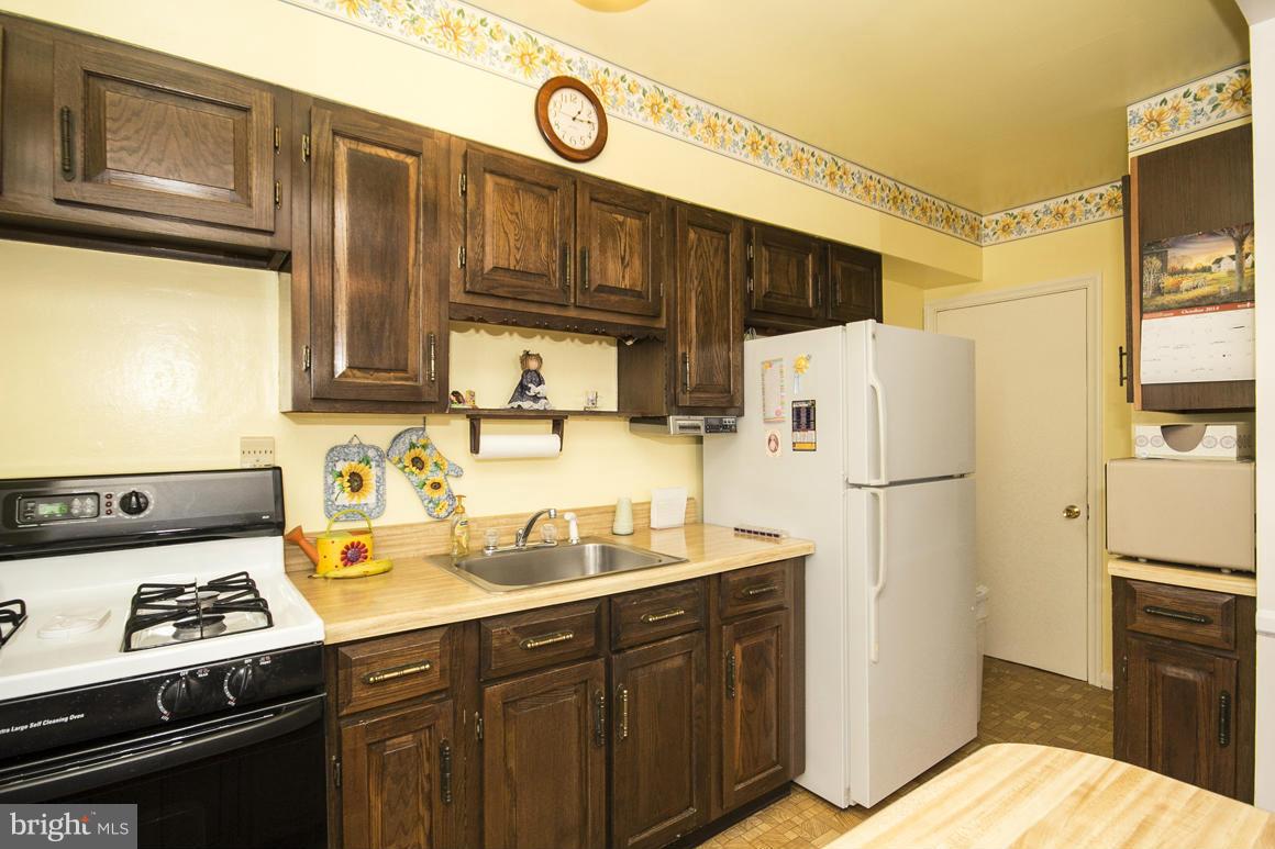 8309 Bon Air Road Baltimore, MD 21234 - Photo 10 of 22 Kitchen