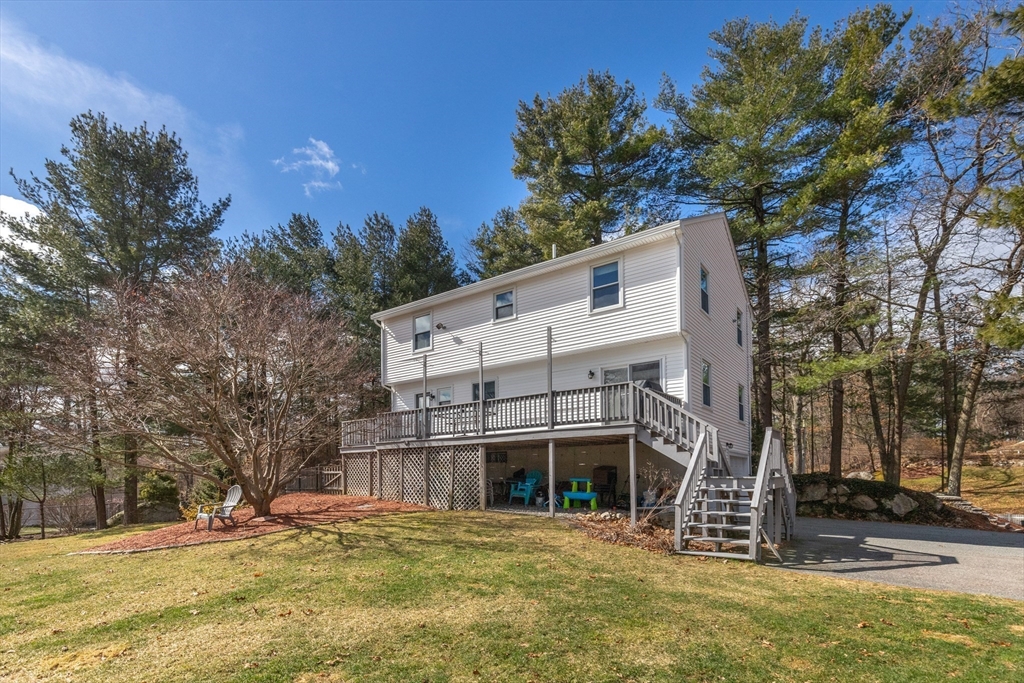 29 Trifiro Road Billerica, MA 01821 - Photo 4 of 29 Gallery Image 4