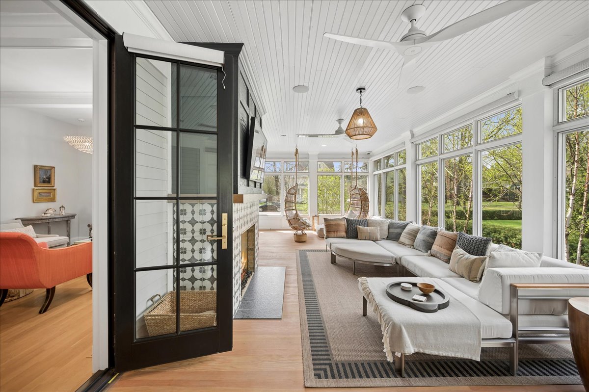 610 Forest Avenue Wilmette, IL 60091 - Photo 13 of 77