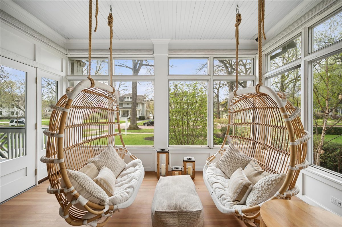 610 Forest Avenue Wilmette, IL 60091 - Photo 15 of 77