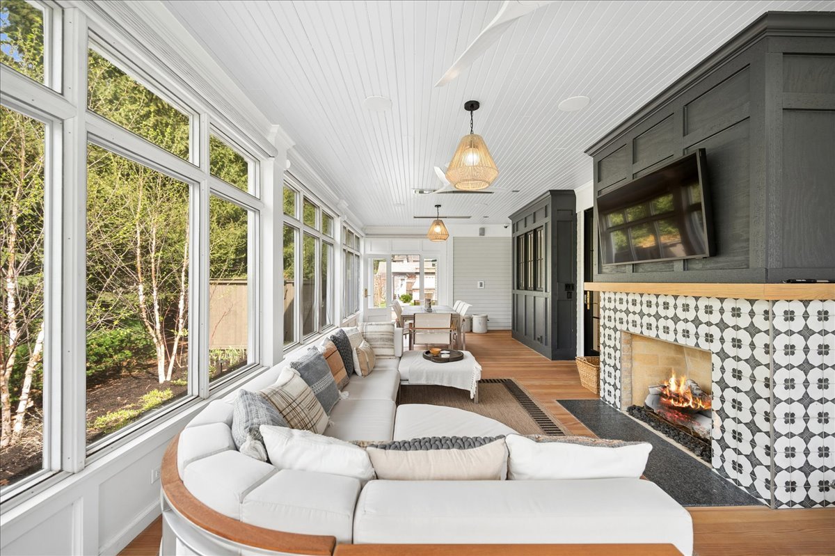 610 Forest Avenue Wilmette, IL 60091 - Photo 16 of 77