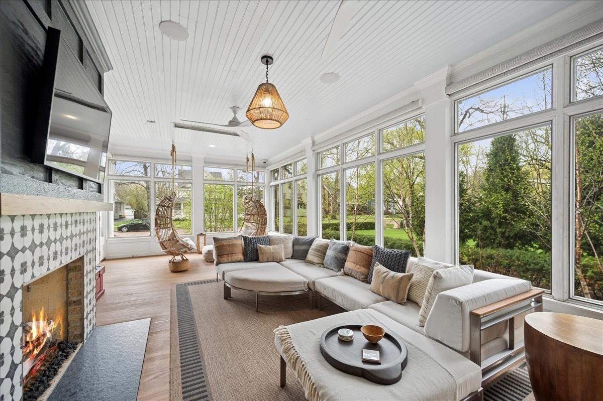 610 Forest Avenue Wilmette, IL 60091 - Photo 19 of 77