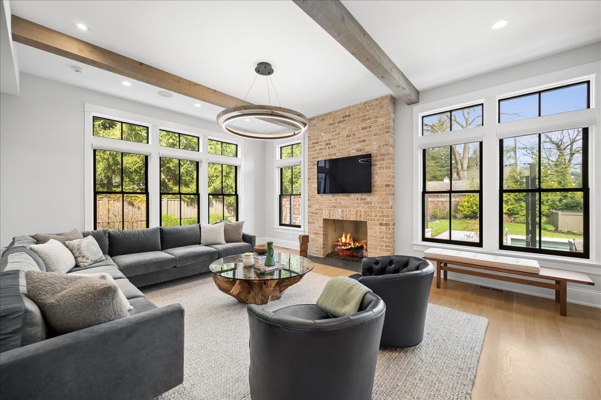 610 Forest Avenue Wilmette, IL 60091 - Photo 23 of 77