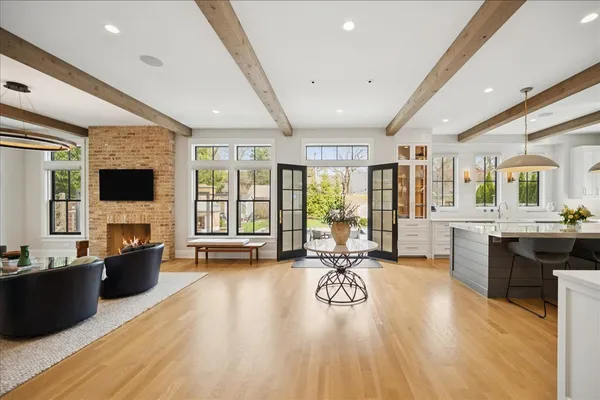 $5,200,000 | 610 Forest Avenue, Wilmette, IL 60091
