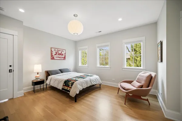 $5,200,000 | 610 Forest Avenue, Wilmette, IL 60091