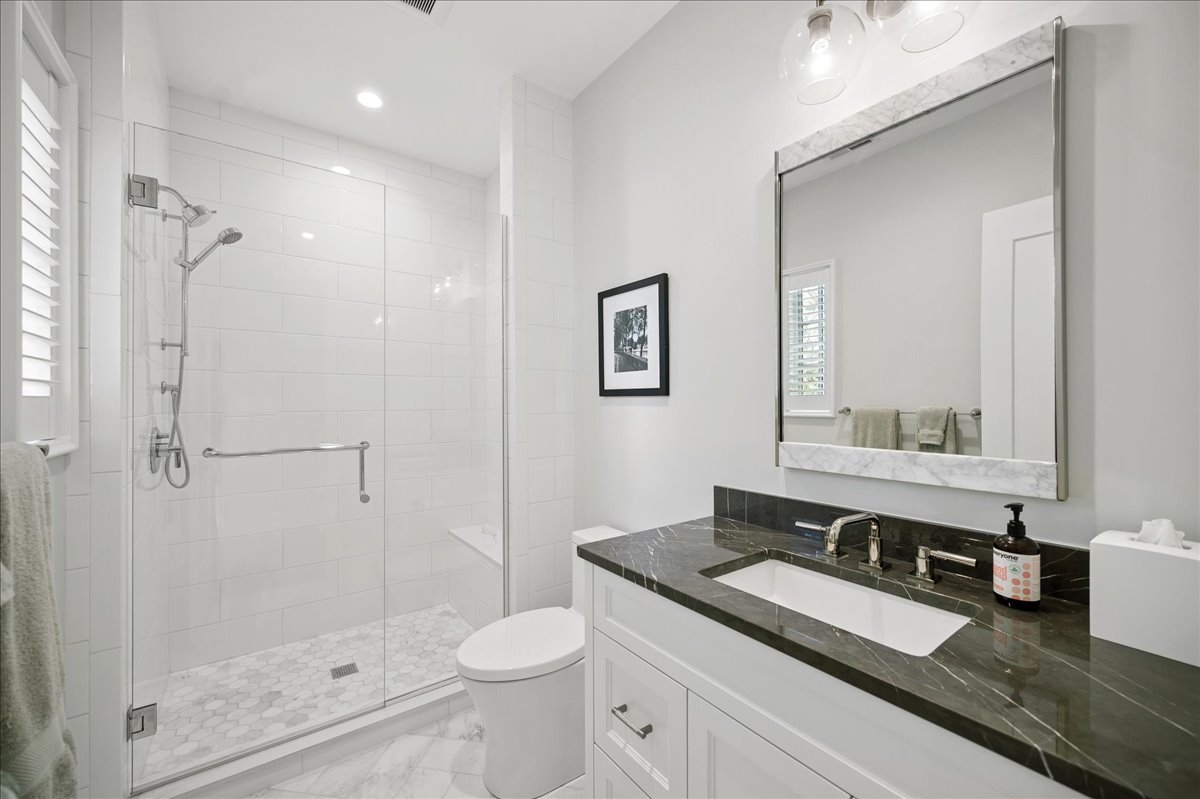 610 Forest Avenue Wilmette, IL 60091 - Photo 45 of 77