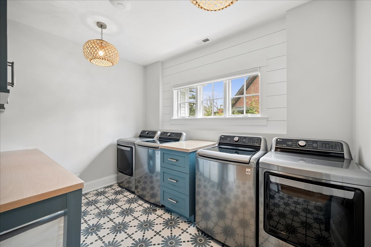 610 Forest Avenue Wilmette, IL 60091 - Photo 49 of 77