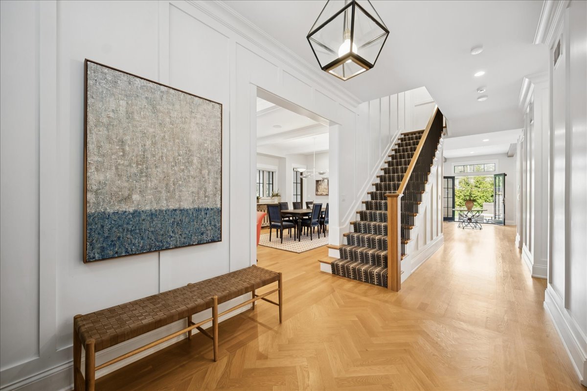 610 Forest Avenue Wilmette, IL 60091 - Photo 6 of 77