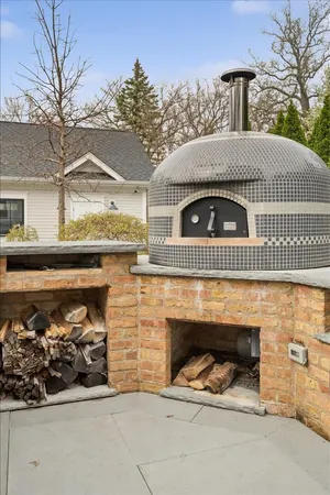 $5,200,000 | 610 Forest Avenue, Wilmette, IL 60091