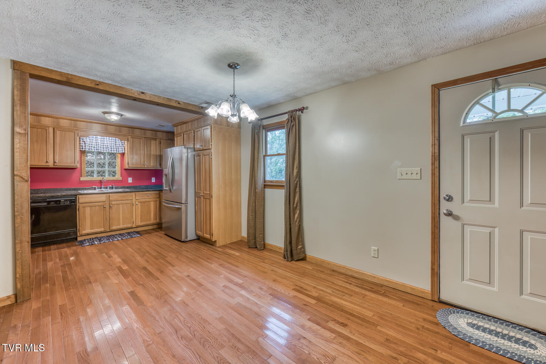 404 Pine Hill Road Bluff City, TN 37618 - Photo 11 of 35 404 Pine Hill Rd-11