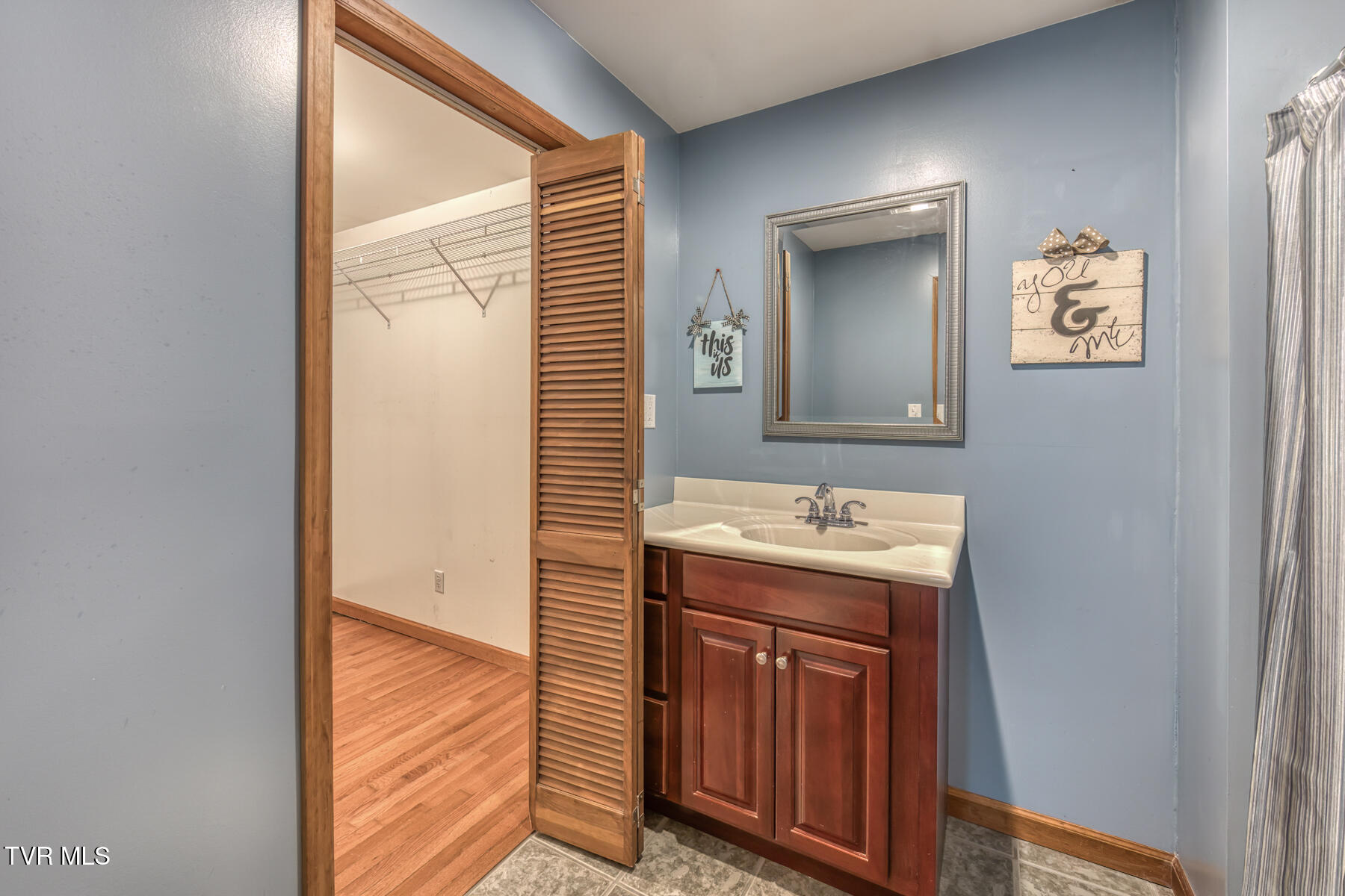 404 Pine Hill Road Bluff City, TN 37618 - Photo 18 of 35 404 Pine Hill Rd-18